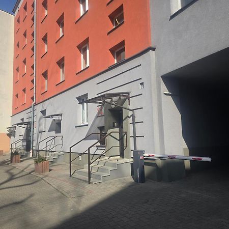 Szmaragdowy Apartament Przy Ulicy Opolskiej Tarnowskie Góry 外观 照片