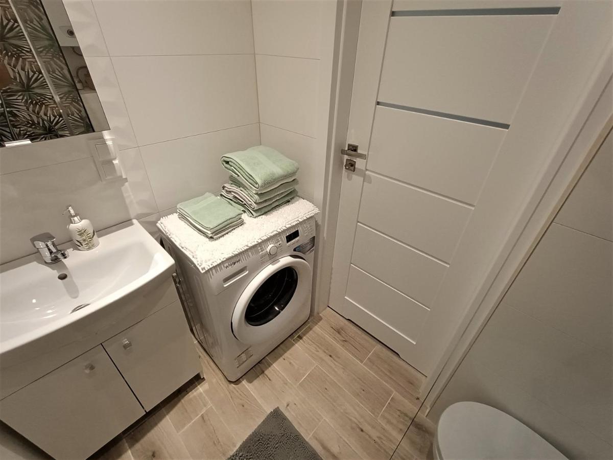 Szmaragdowy Apartament Przy Ulicy Opolskiej Tarnowskie Góry 外观 照片