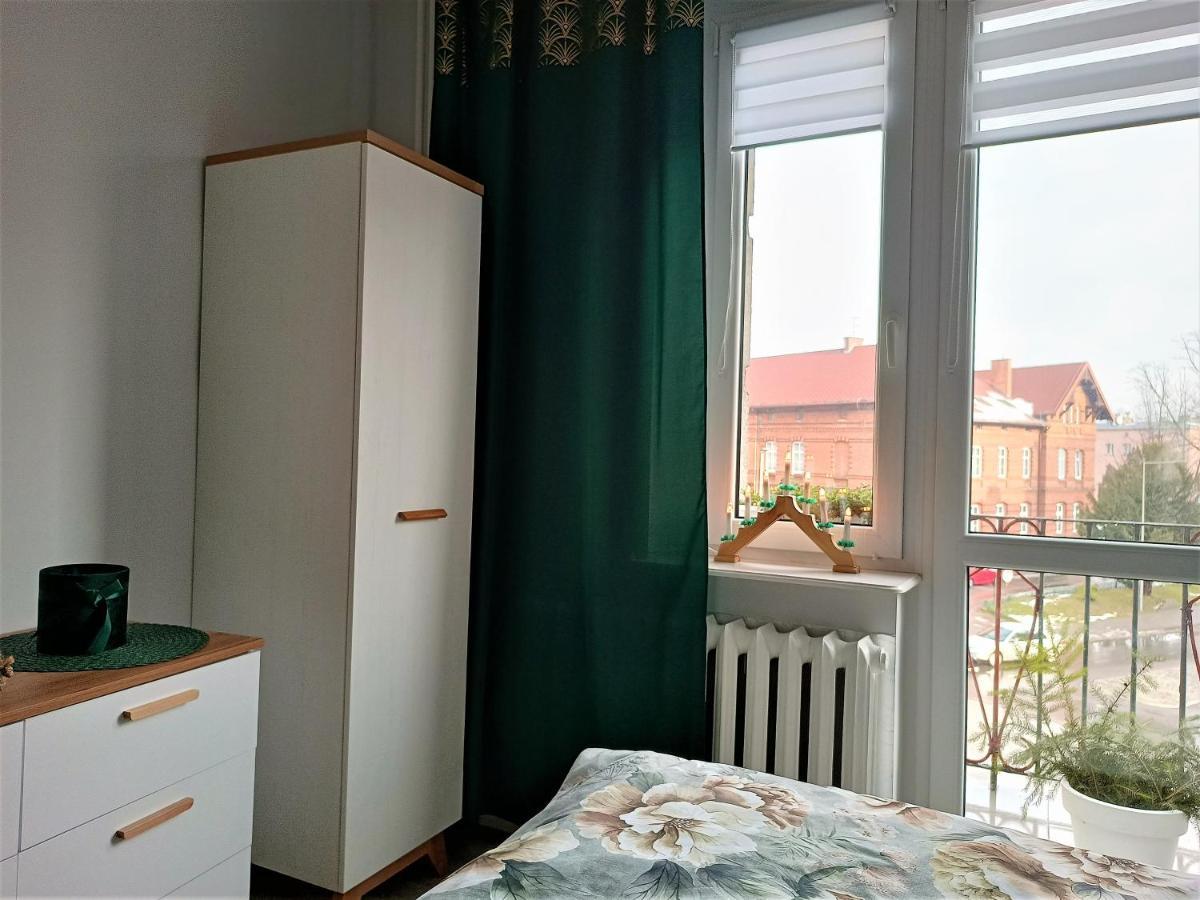 Szmaragdowy Apartament Przy Ulicy Opolskiej Tarnowskie Góry 外观 照片