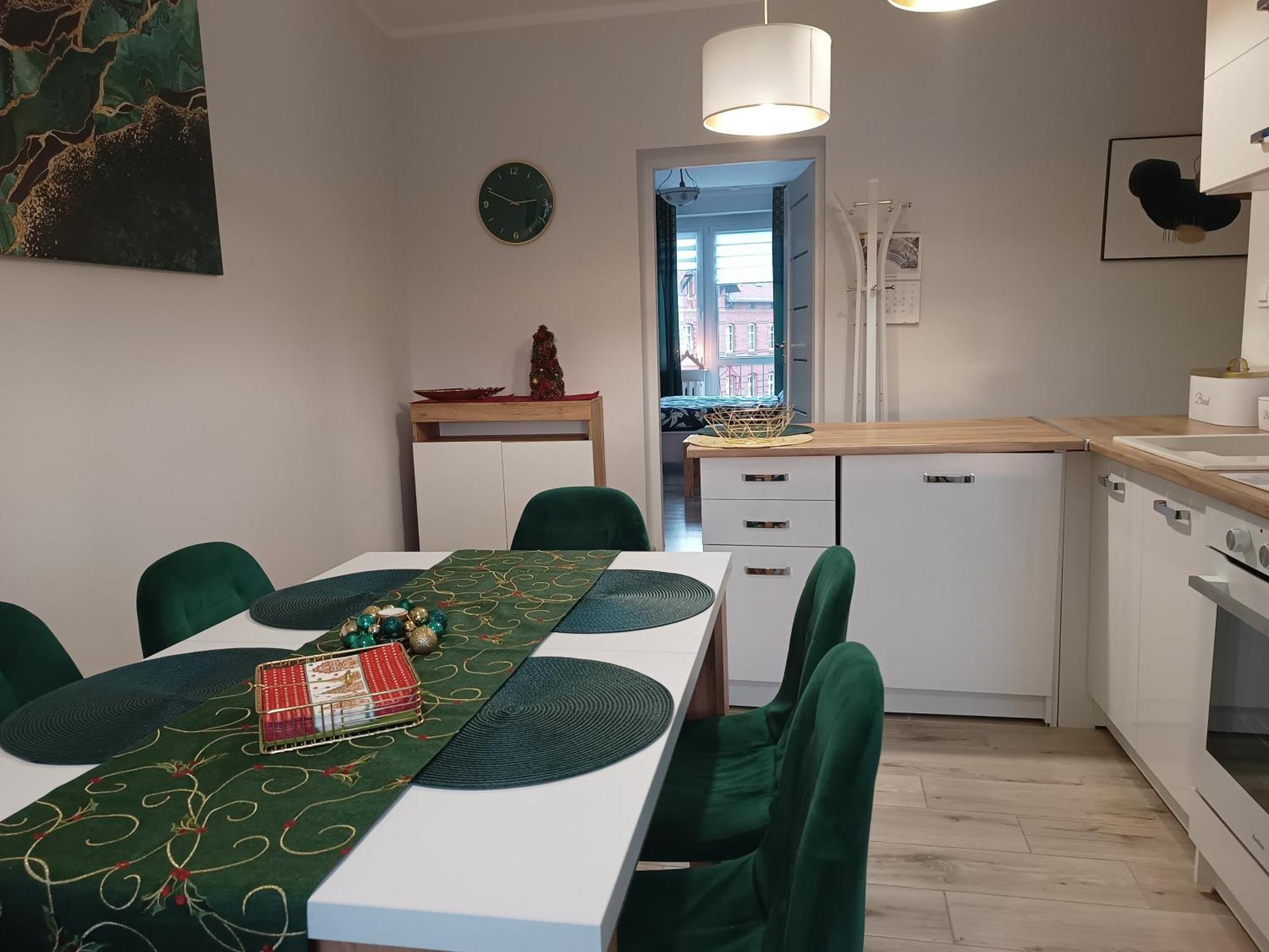 Szmaragdowy Apartament Przy Ulicy Opolskiej Tarnowskie Góry 外观 照片
